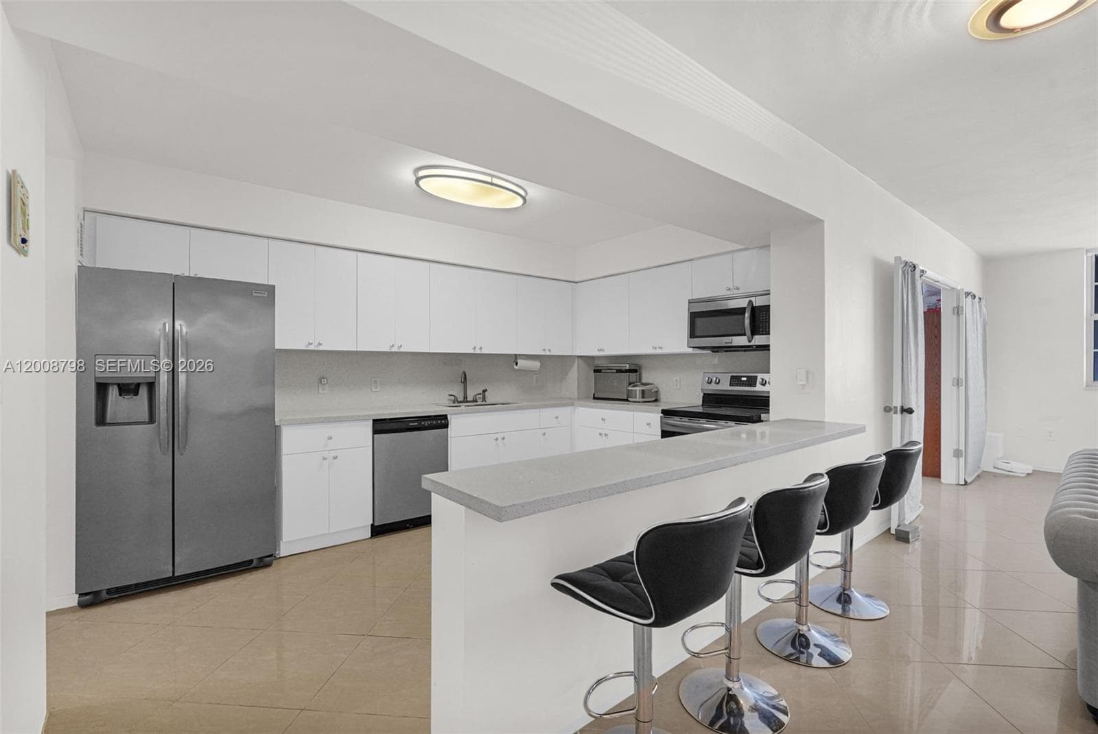 CORINTHIAN CONDO · #2E in Miami Beach - Photo 11