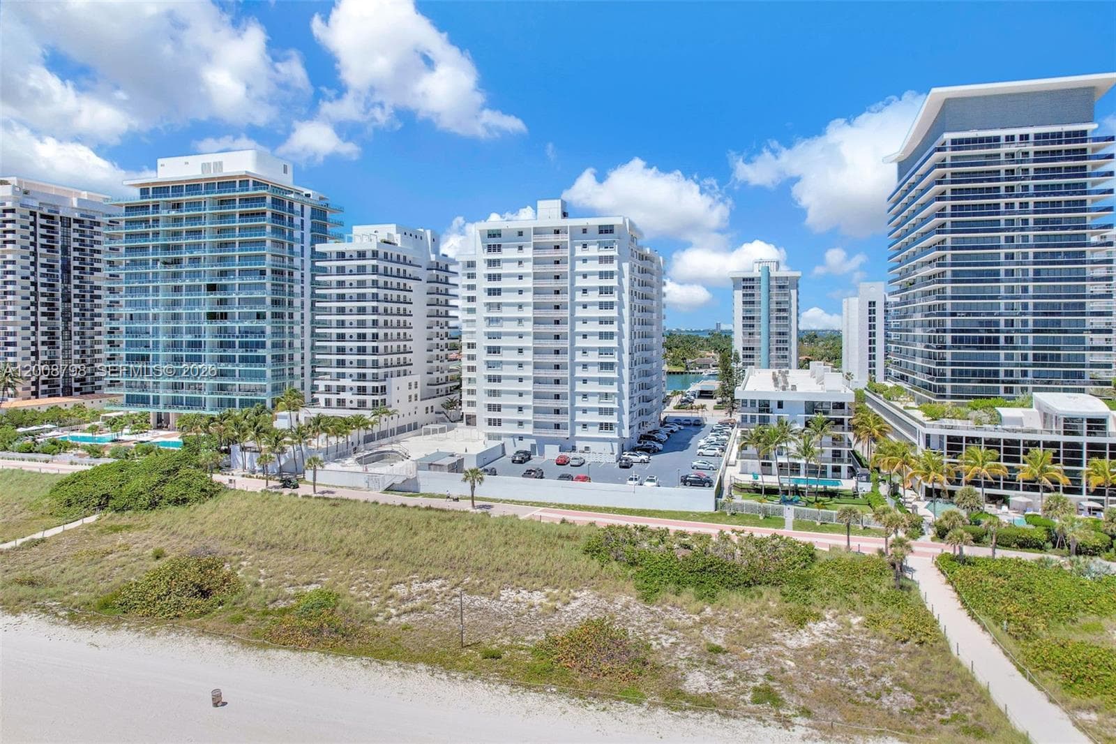 CORINTHIAN CONDO · #2E in Miami Beach - Photo 4