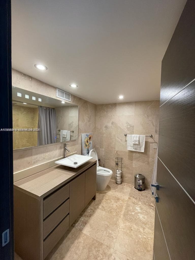 AVANT GARDE CONDO · #401 in Hallandale Beach - Photo 31