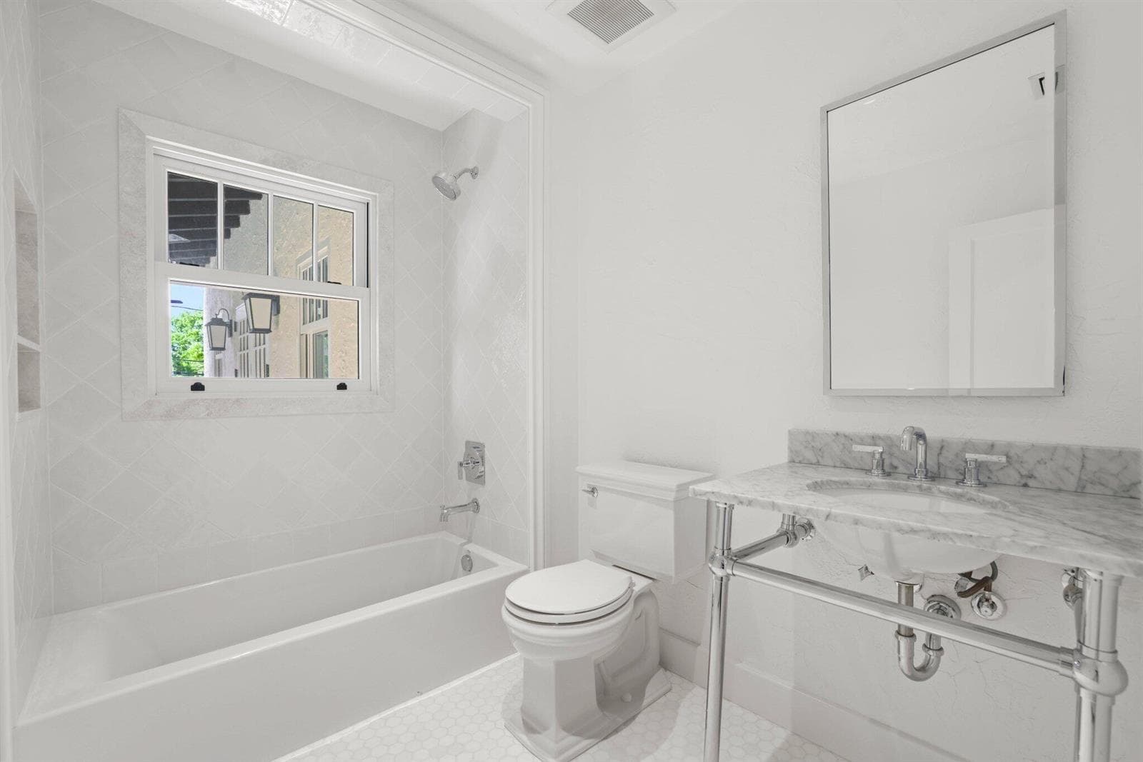 429 30th Street - 73.jpg-SMALL