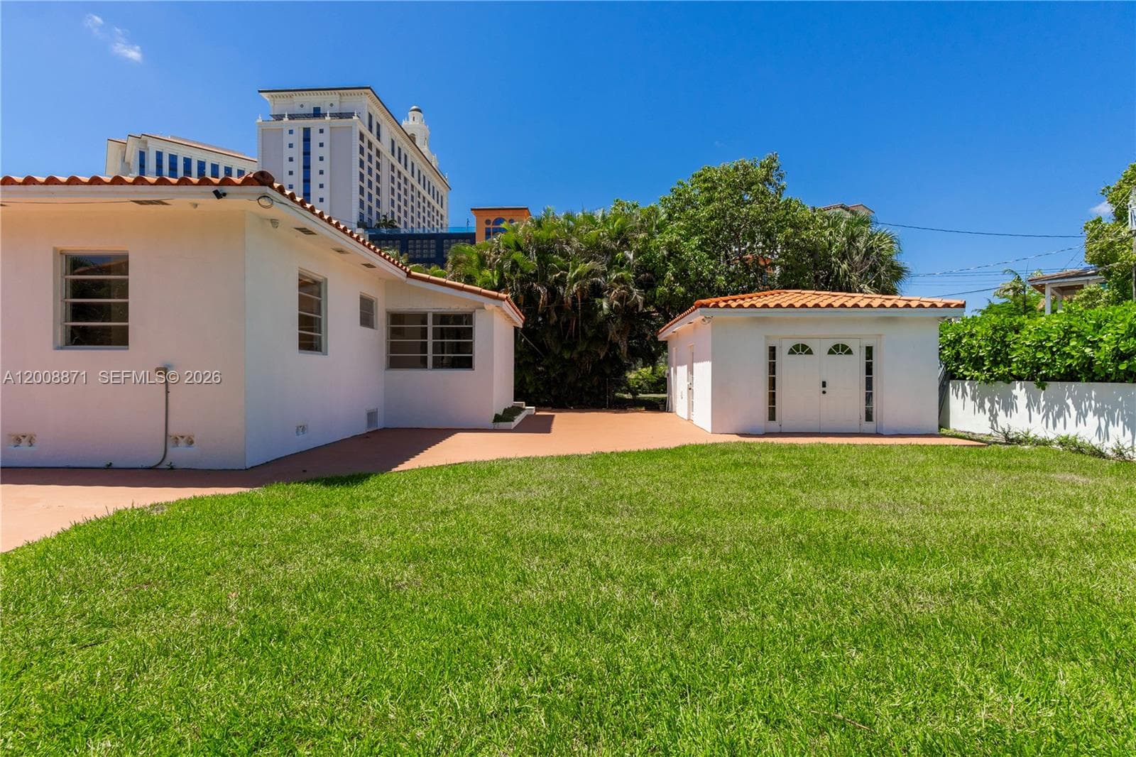 3021 Coconut Grove Dr #3021 photo 16