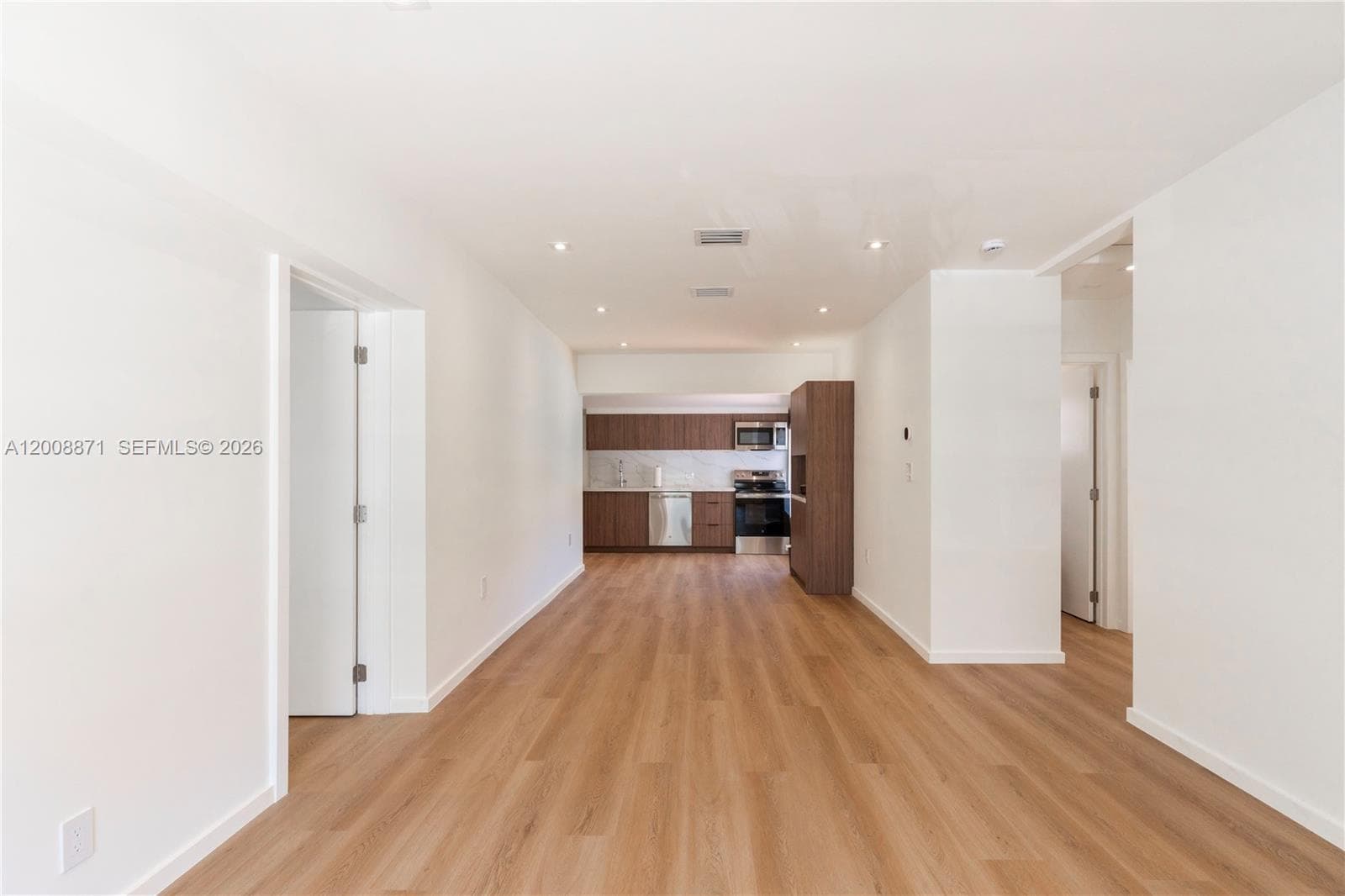 3021 Coconut Grove Dr #3021 photo 14