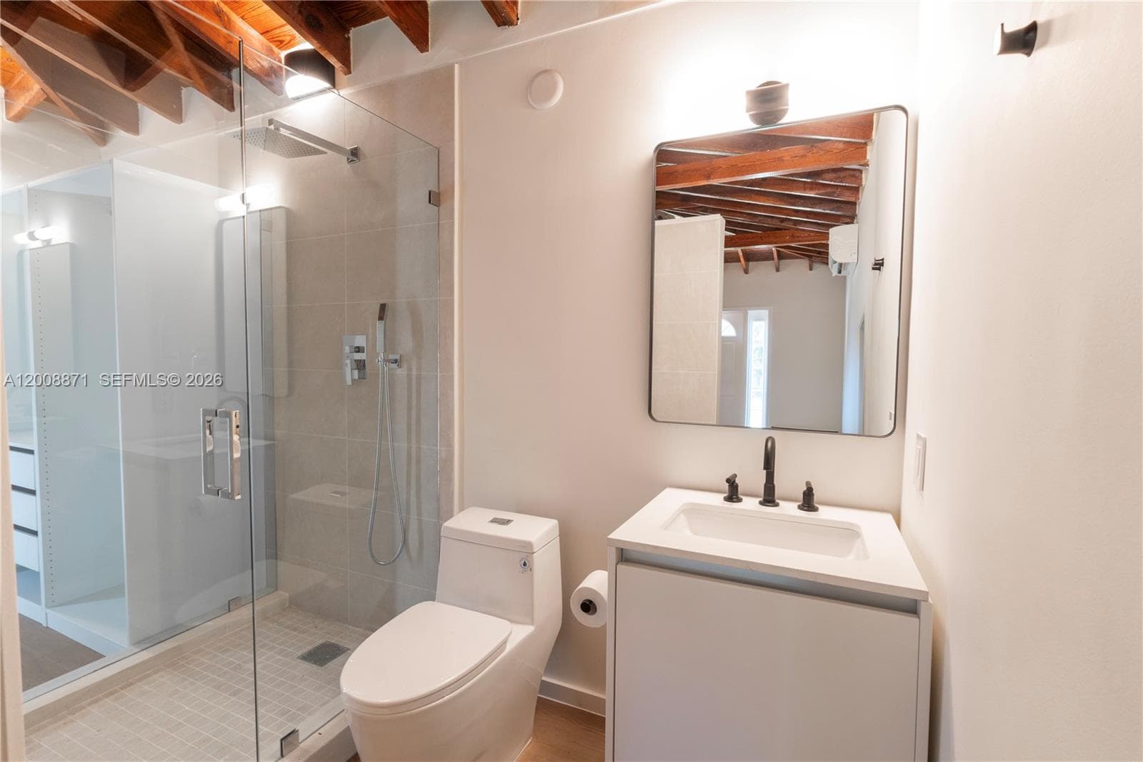 3021 Coconut Grove Dr #3021 photo 18
