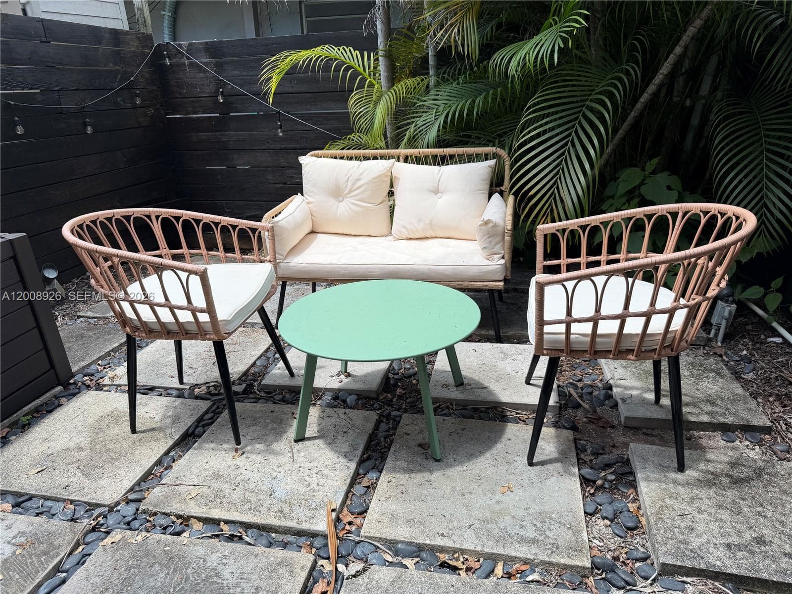 GROVE PARADISE CONDO · #IV3 in Miami - Photo 36