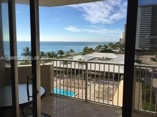 HEMISPHERES CONDO · #5L in Hallandale Beach - Photo 2