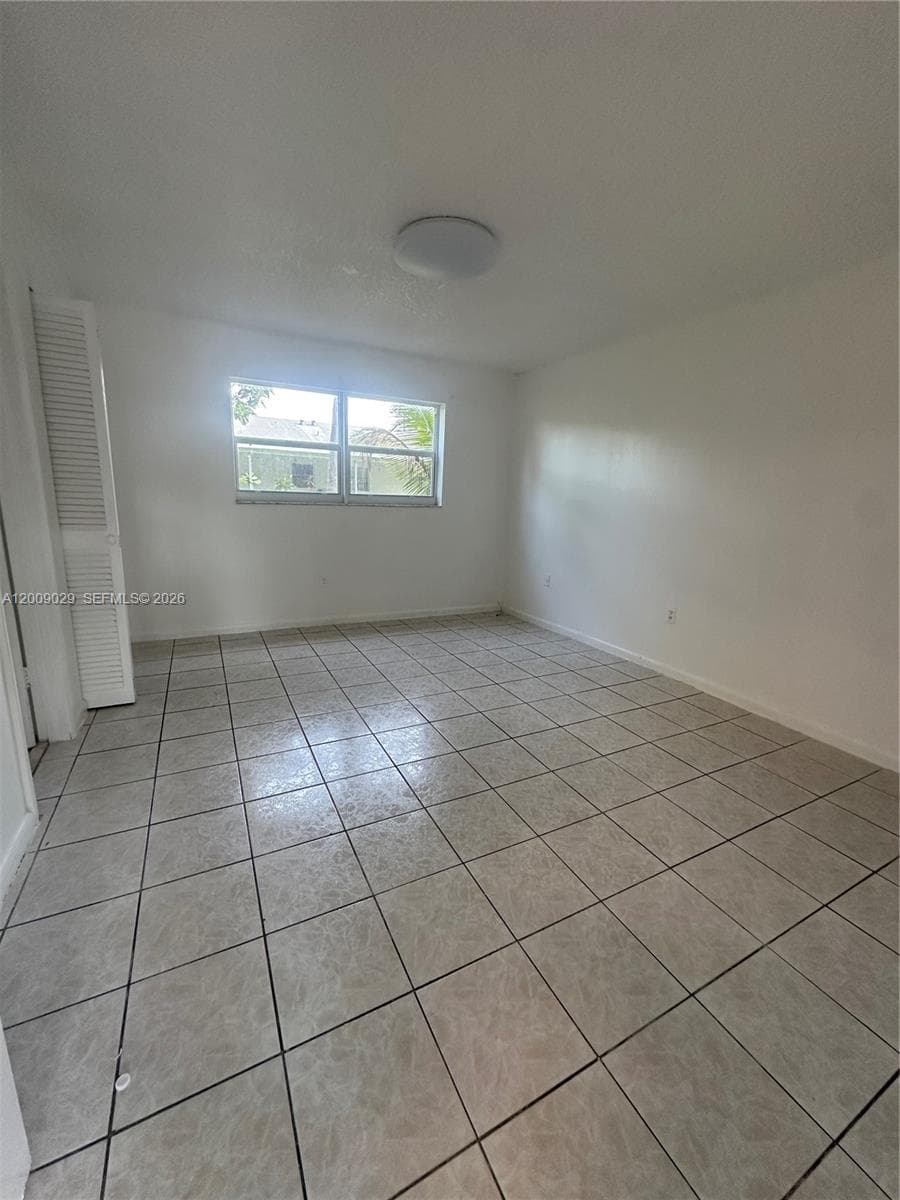 321 Ne 1st Ct · #115 in Hallandale Beach - Photo 2