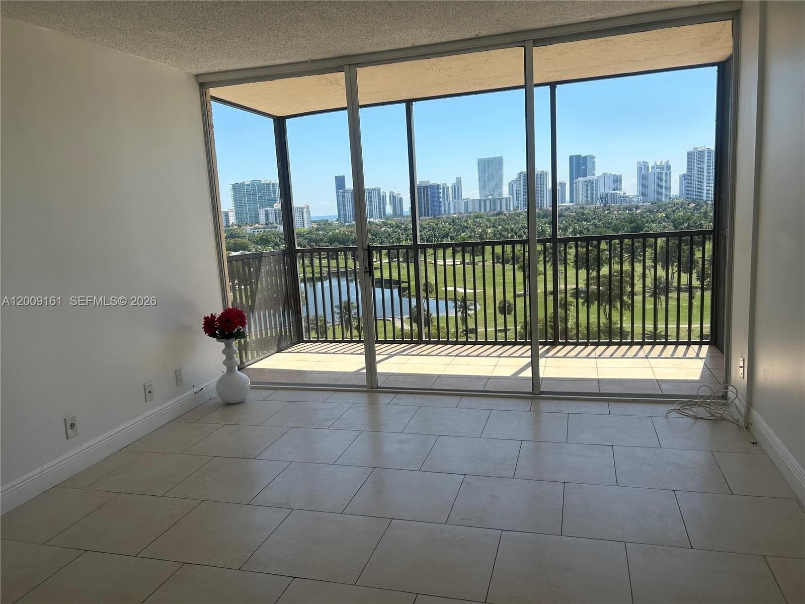 CORONADO CONDO · #1224 in Aventura - Photo 17