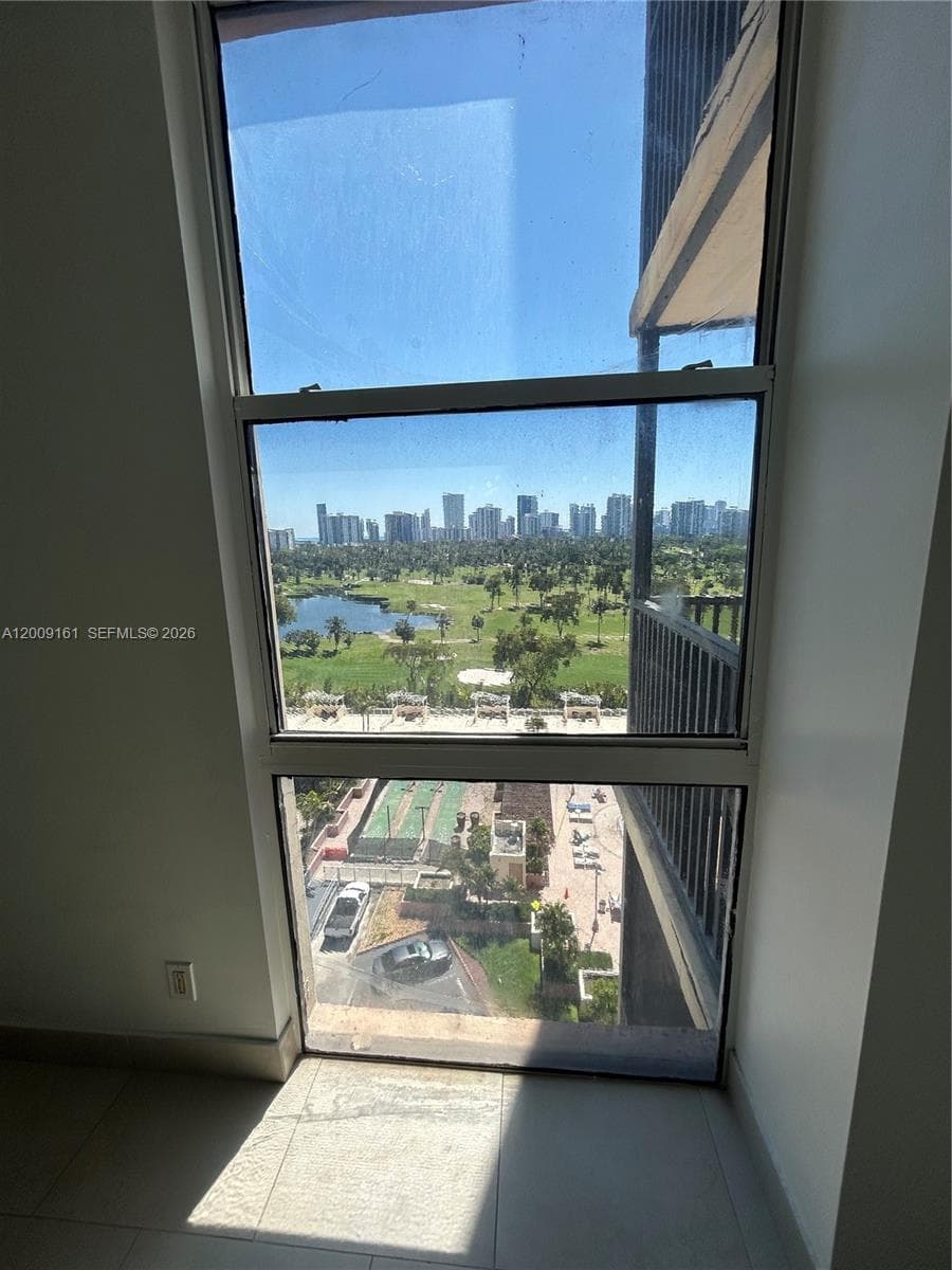 CORONADO CONDO · #1224 in Aventura - Photo 31