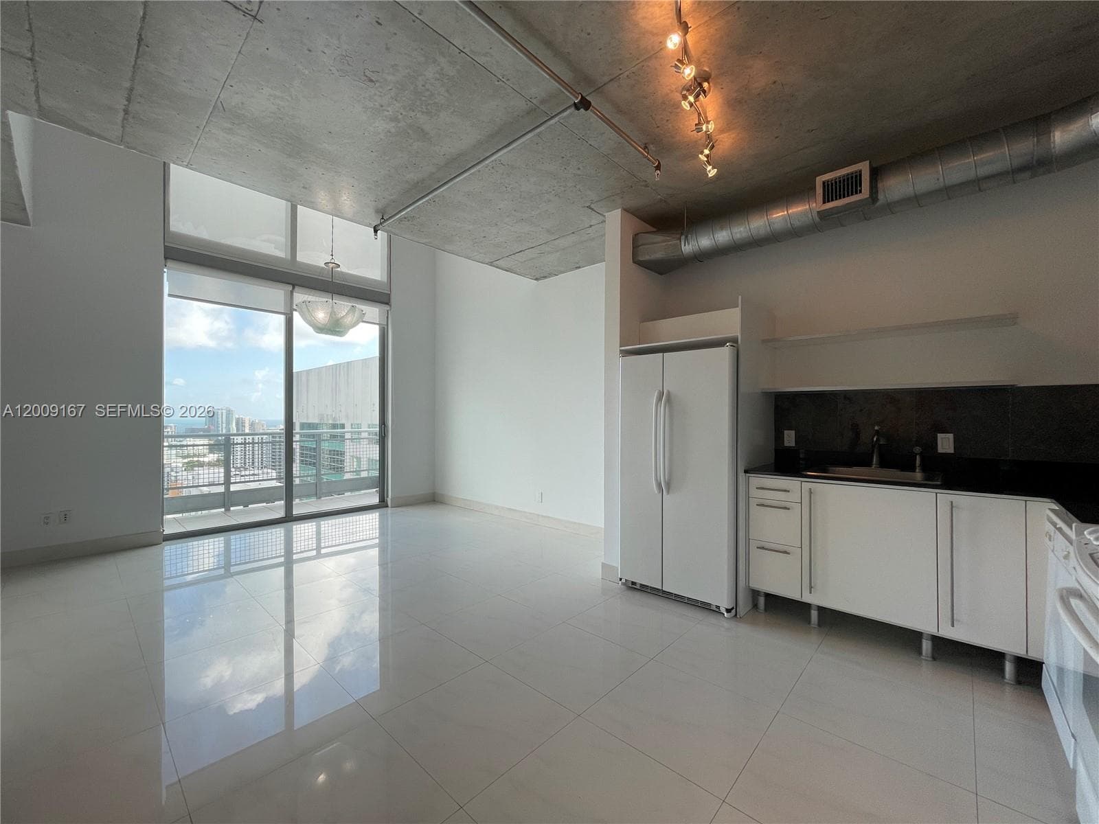 NEO VERTIKA CONDO · #3115 in Miami - Photo 9