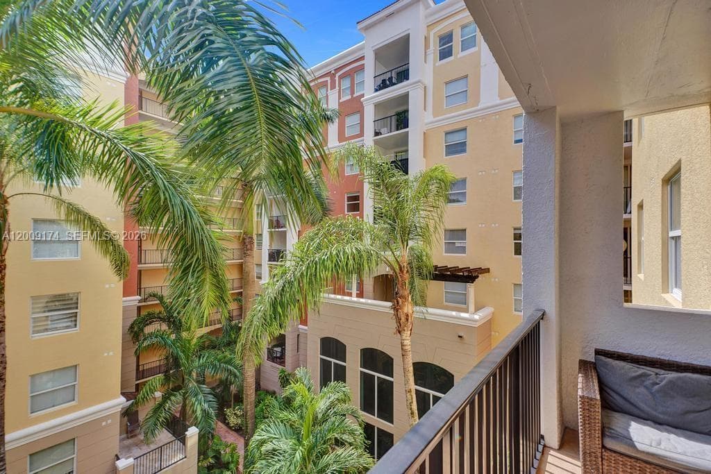 Porto Bellagio · #1511 in Sunny Isles Beach - Photo 33