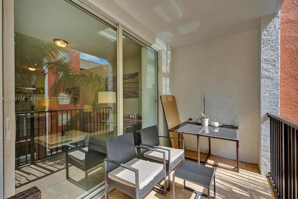 Porto Bellagio · #1511 in Sunny Isles Beach - Photo 35
