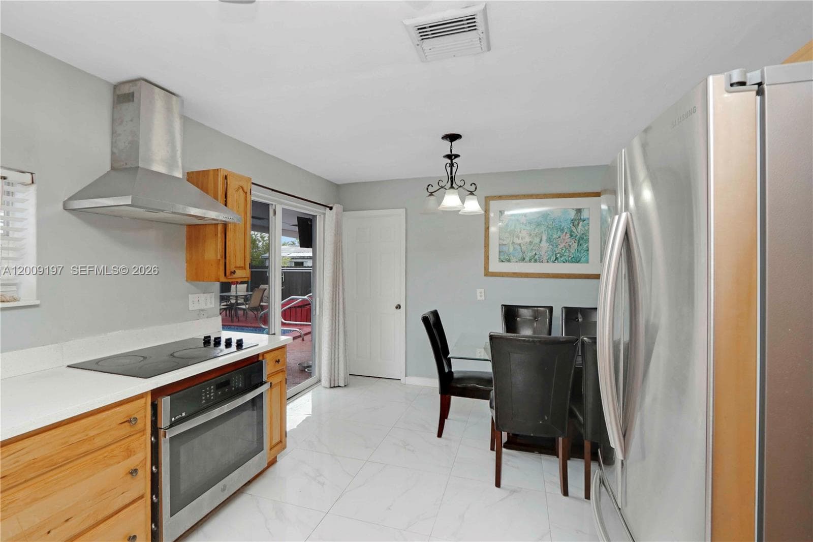 1762 NW 8th Ave photo 23