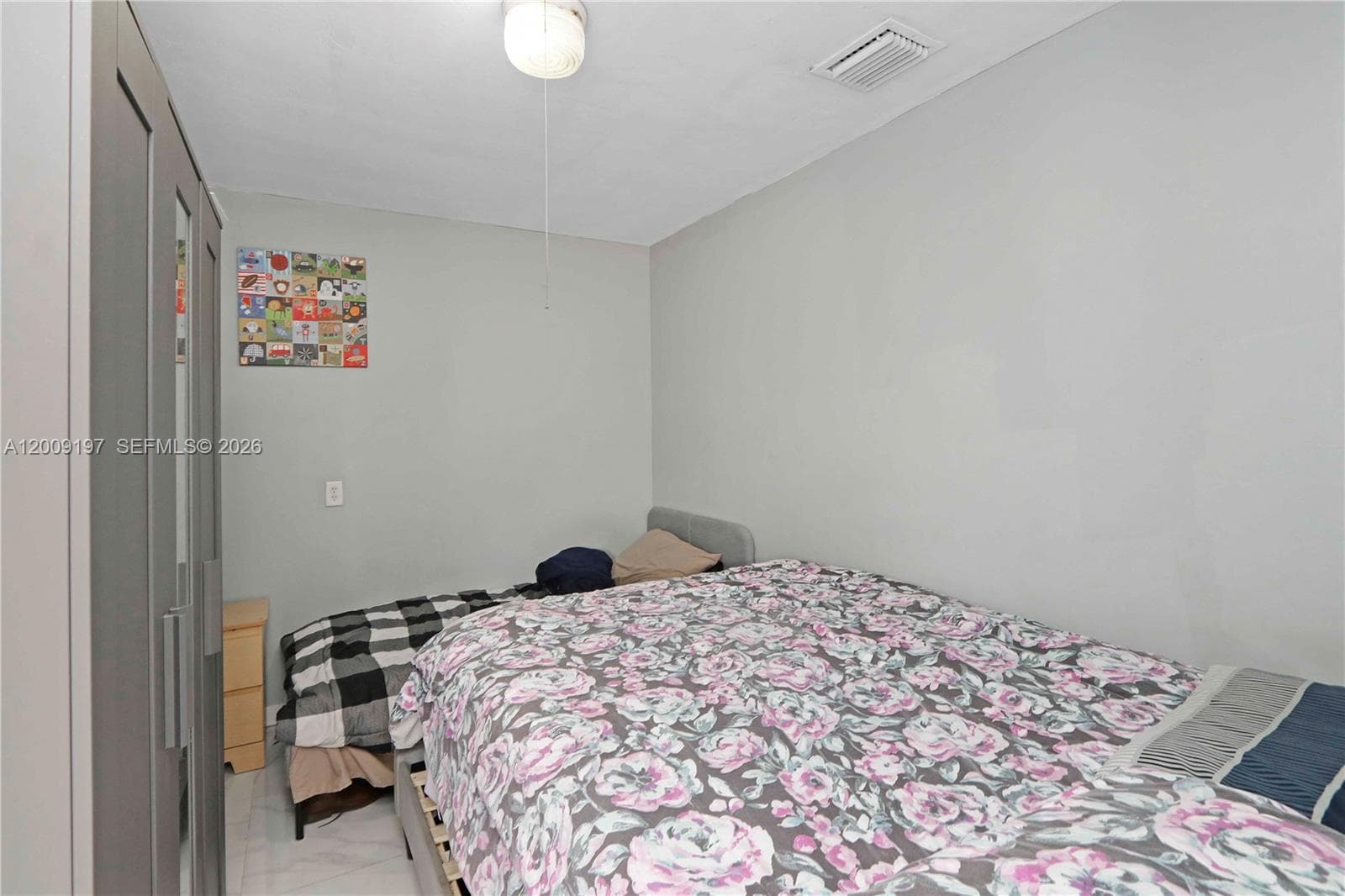 1762 NW 8th Ave photo 15