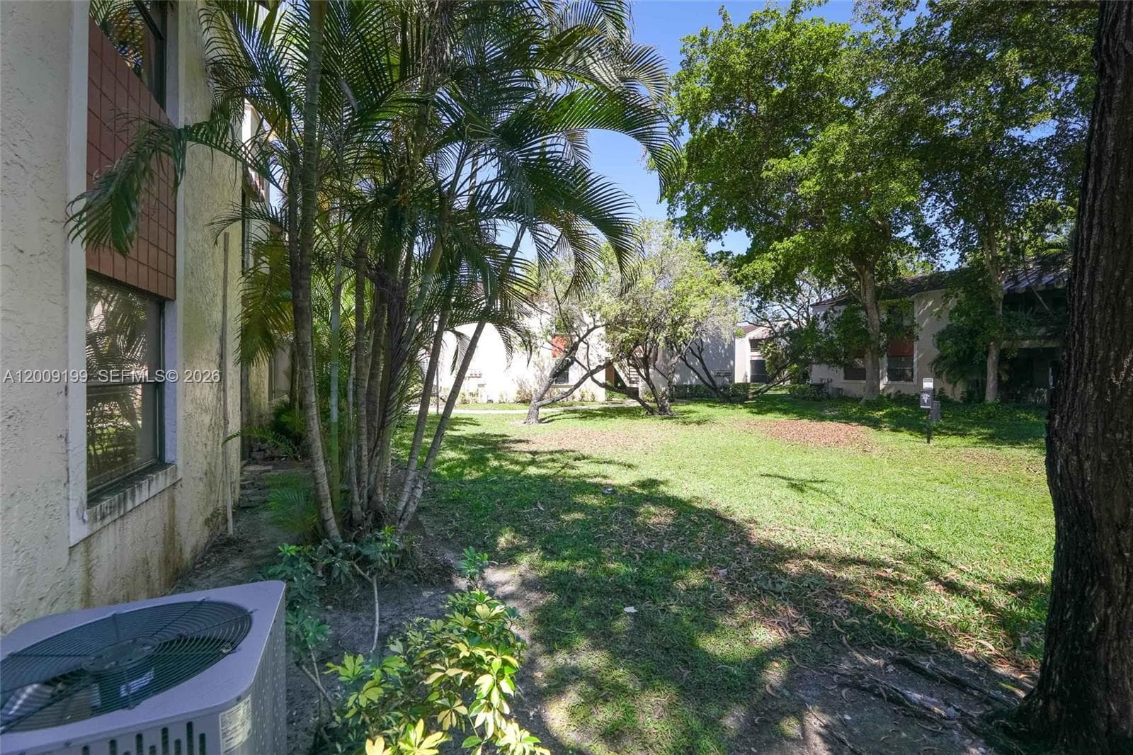 QUATRAINE CONDO IV · #3 in Miami - Photo 24