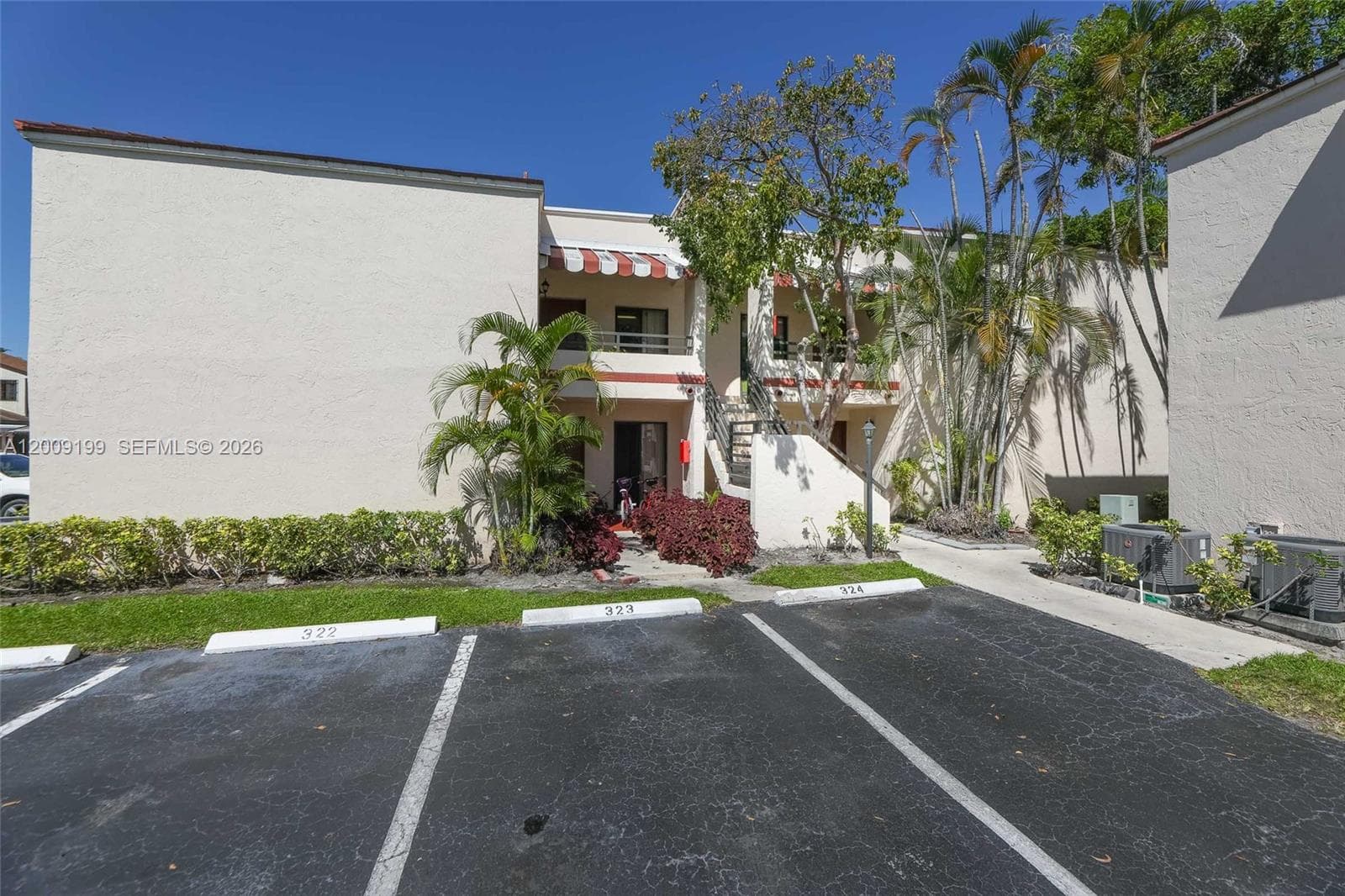 QUATRAINE CONDO IV · #3 in Miami - Photo 25