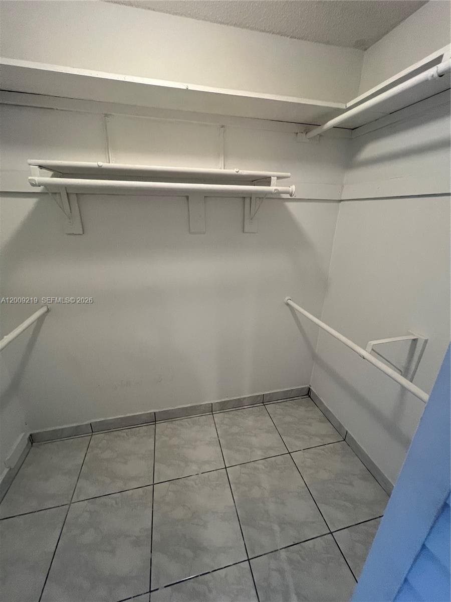 CARIBBEAN BREEZE CONDO · #254 in Sunny Isles Beach - Photo 14