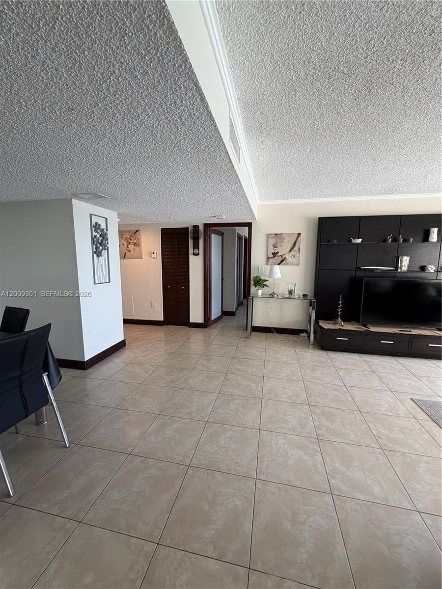 MARBELLA TOWER CONDO · #612 in Sunny Isles Beach - Photo 12