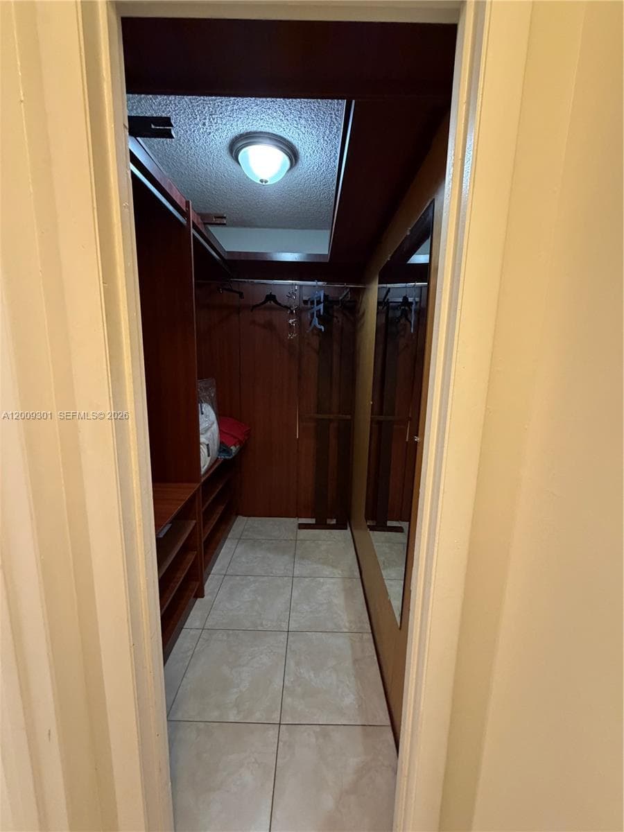 MARBELLA TOWER CONDO · #612 in Sunny Isles Beach - Photo 11