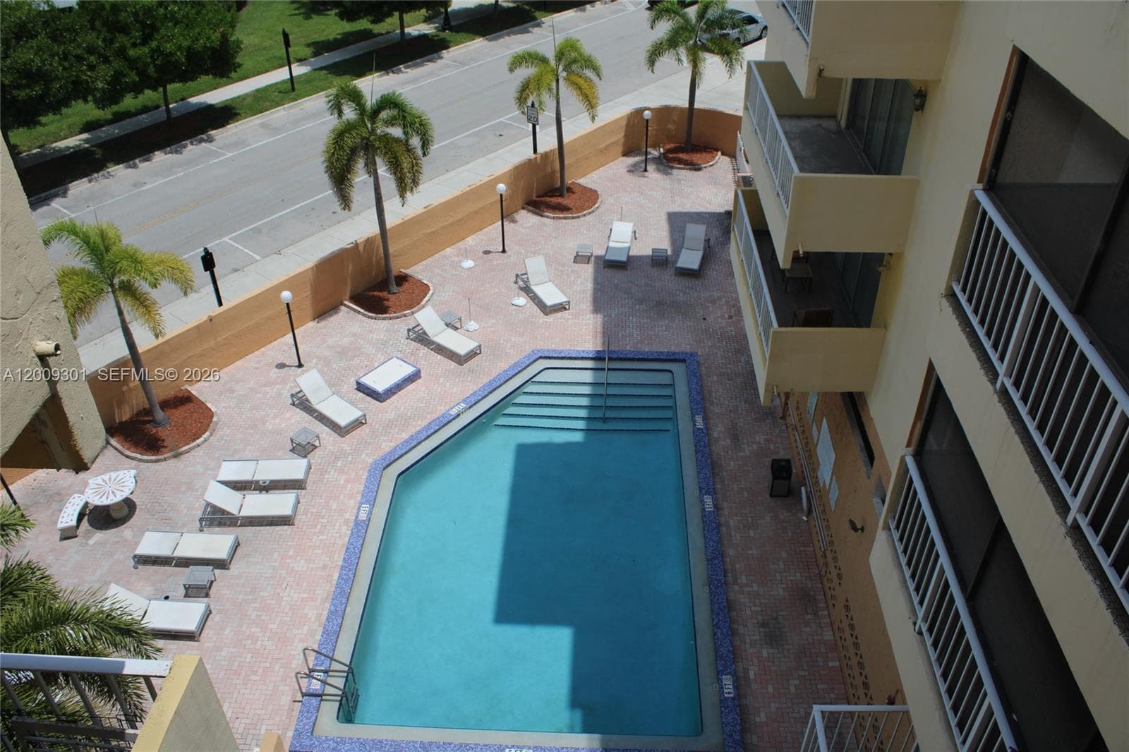 MARBELLA TOWER CONDO · #612 in Sunny Isles Beach - Photo 19