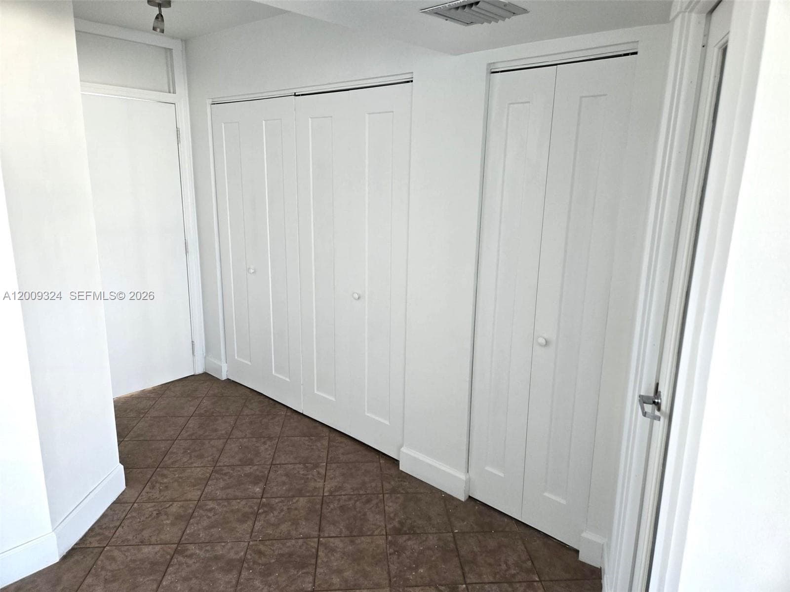 3703 NE 166th St #609 photo 13