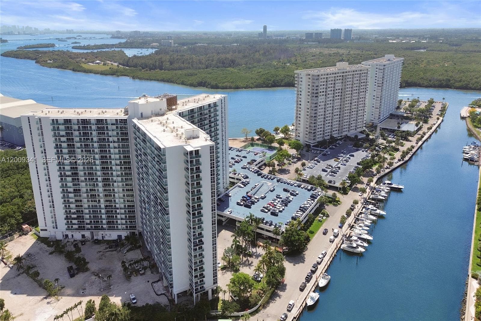 ARLEN HOUSE · #915 in Sunny Isles Beach - Photo 2