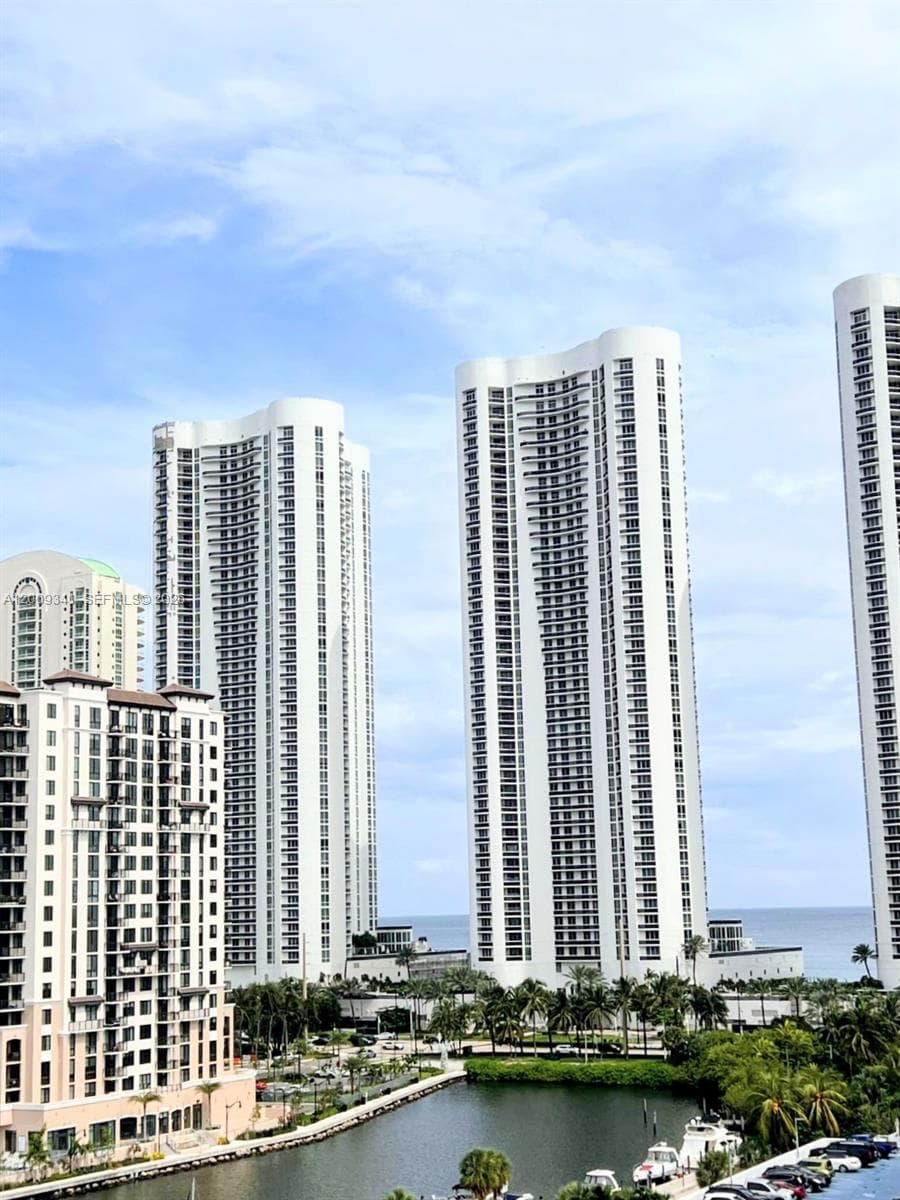ARLEN HOUSE · #915 in Sunny Isles Beach - Photo 29