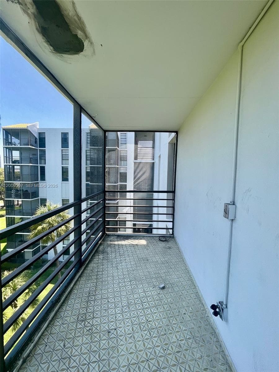 BISCAYA CONDO 4 · #608 in Aventura - Photo 16