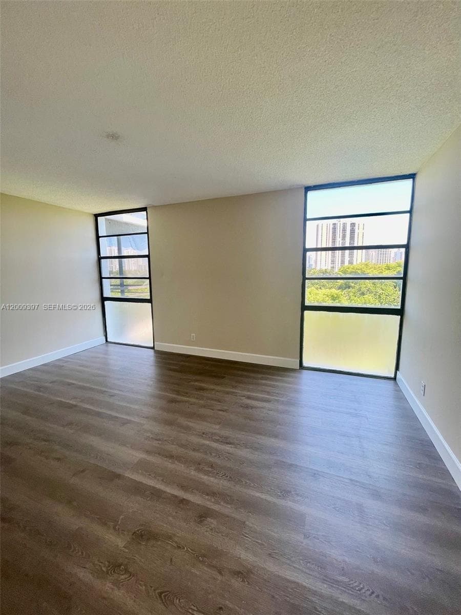 BISCAYA CONDO 4 · #608 in Aventura - Photo 9