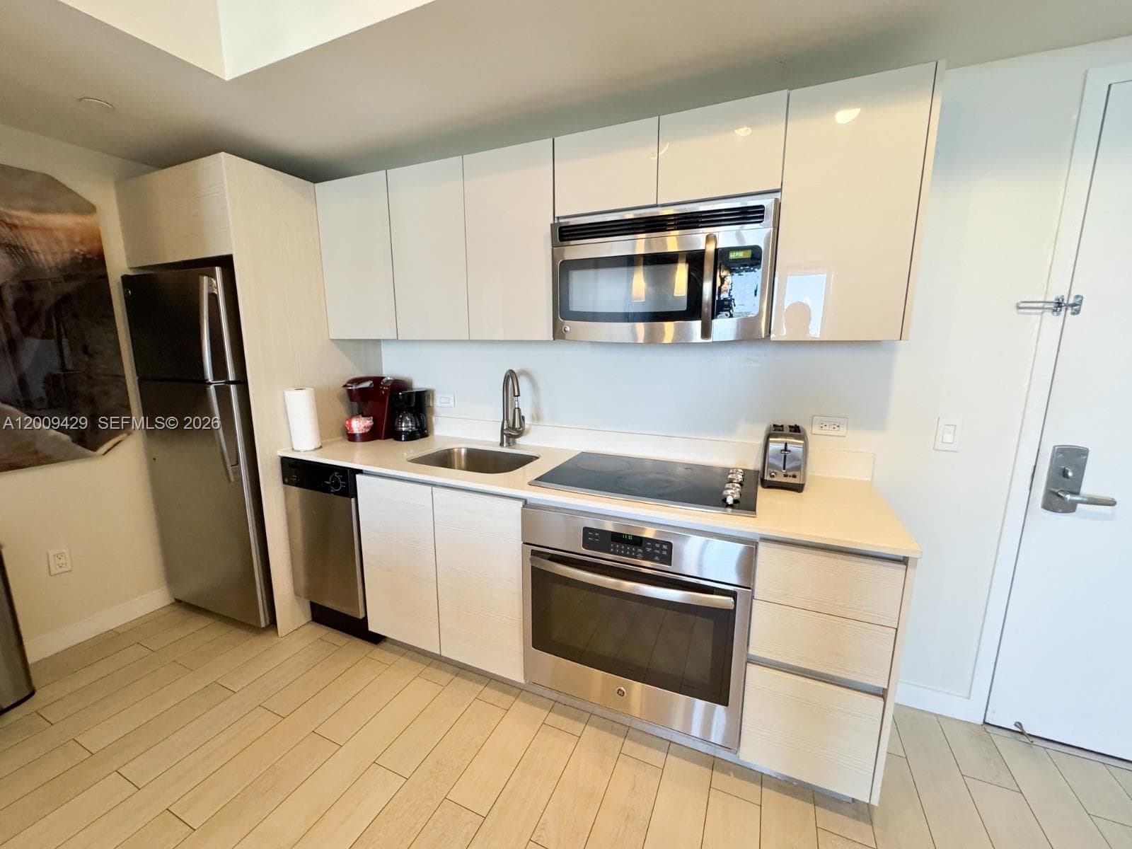 BEACHWALK CONDOMINIUM · #R1708 in Hallandale Beach - Photo 6