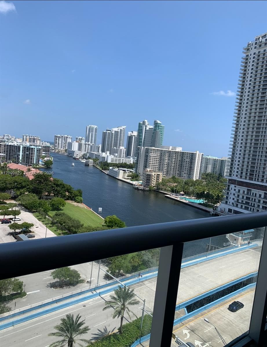 BEACHWALK CONDOMINIUM · #R1708 in Hallandale Beach - Photo 20