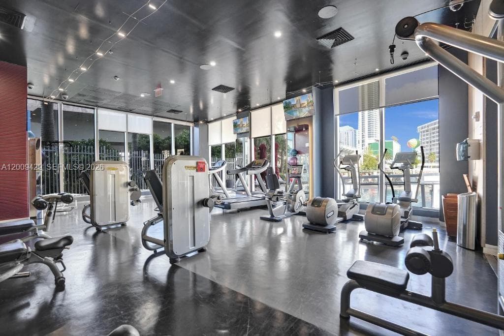 BEACHWALK CONDOMINIUM · #R1708 in Hallandale Beach - Photo 25