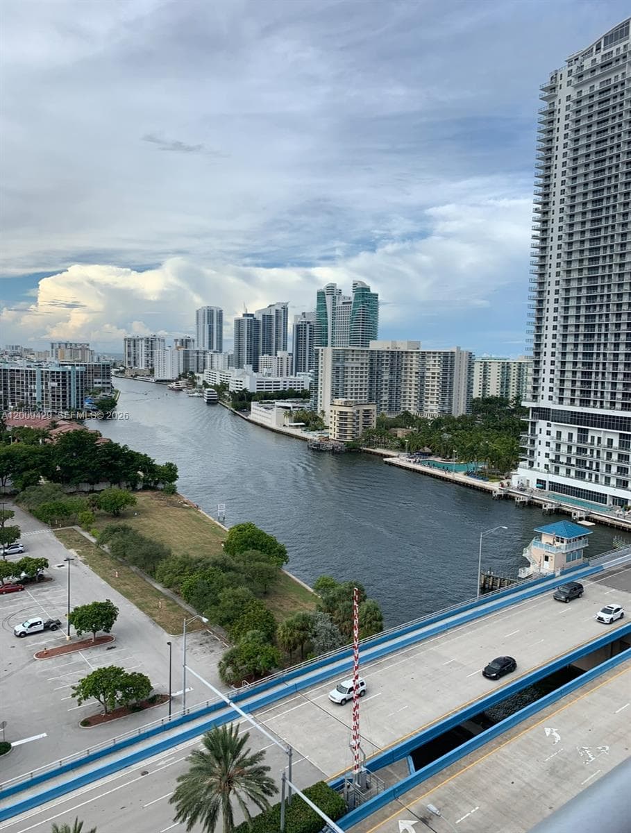 BEACHWALK CONDOMINIUM · #R1708 in Hallandale Beach - Photo 21