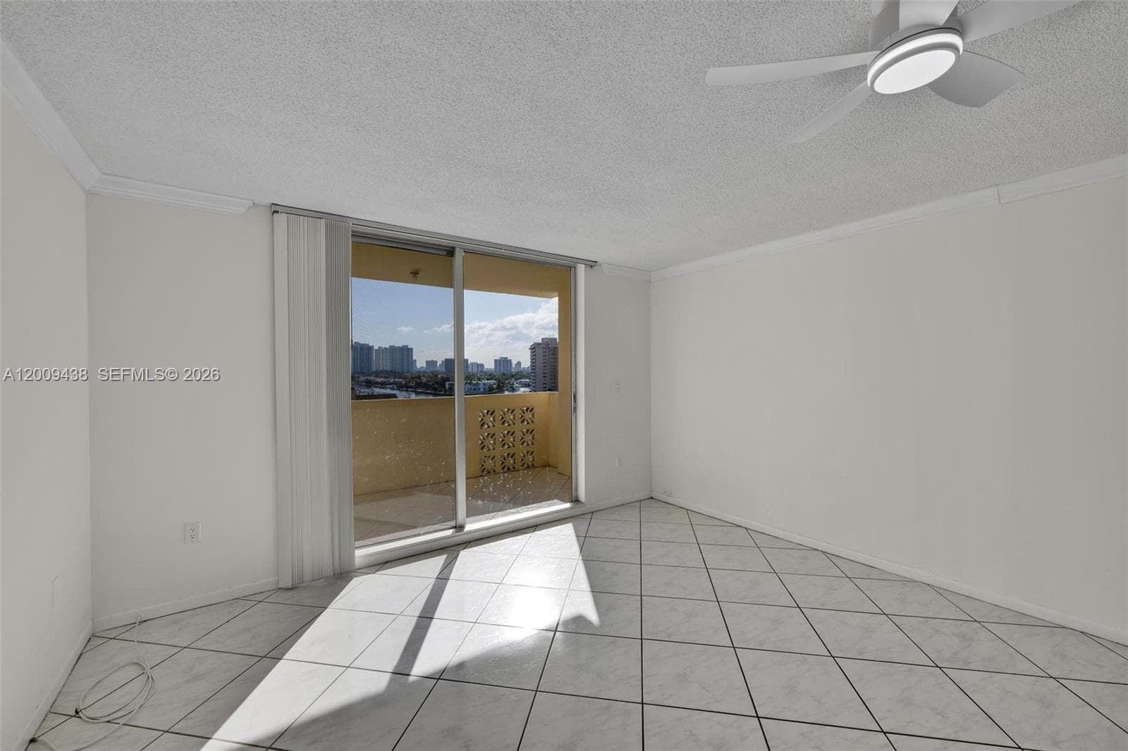 PLAZA TOWERS · #808 in Hallandale Beach - Photo 27