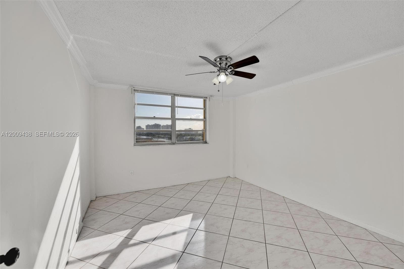 PLAZA TOWERS · #808 in Hallandale Beach - Photo 30