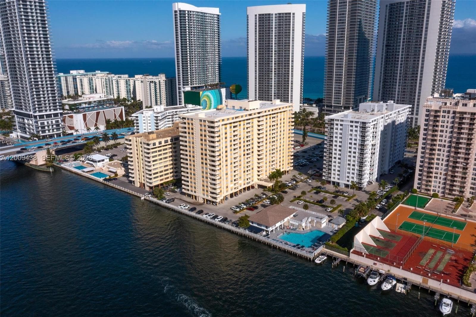PLAZA TOWERS · #808 in Hallandale Beach - Photo 10