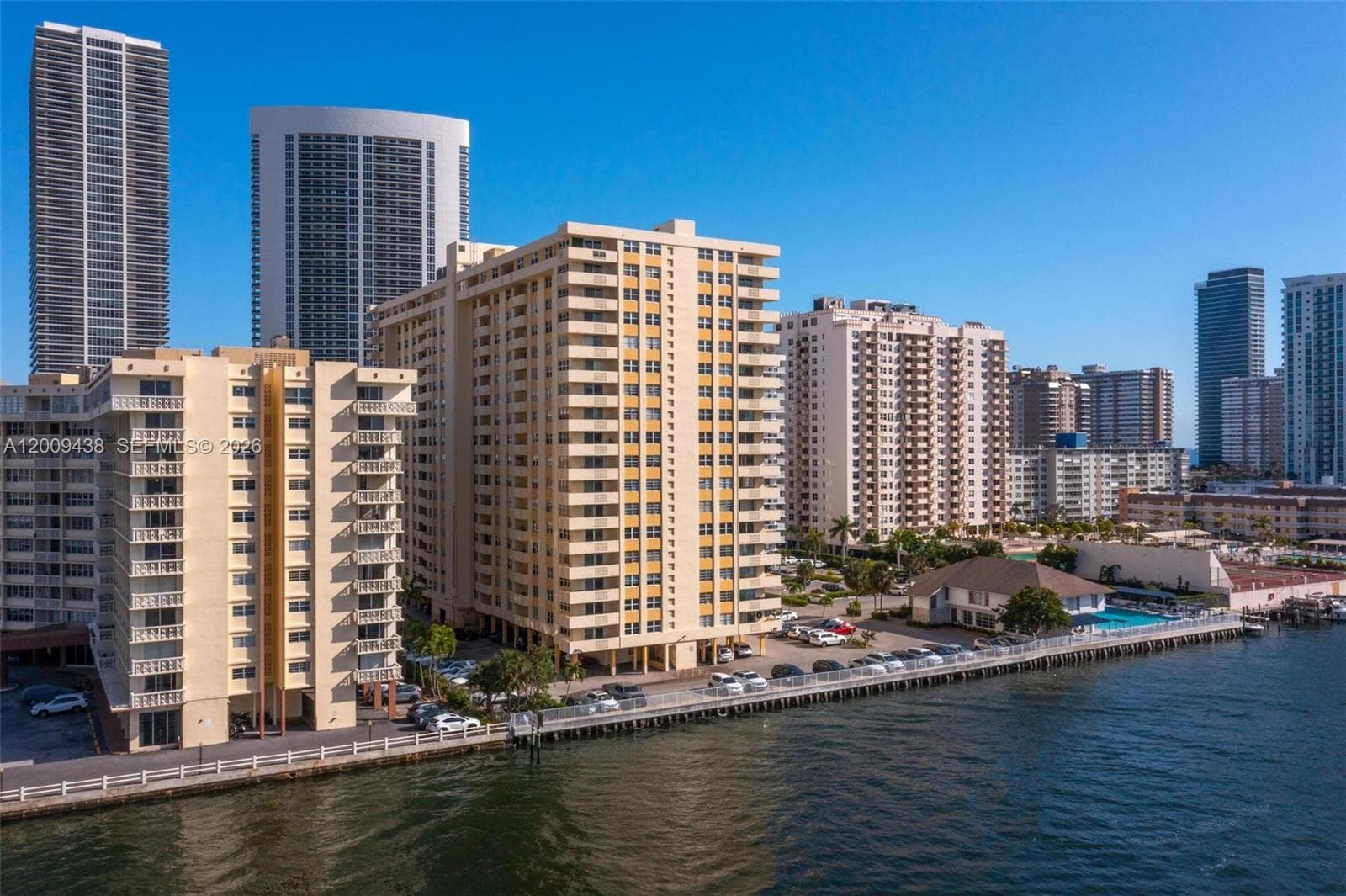 PLAZA TOWERS · #808 in Hallandale Beach - Photo 4