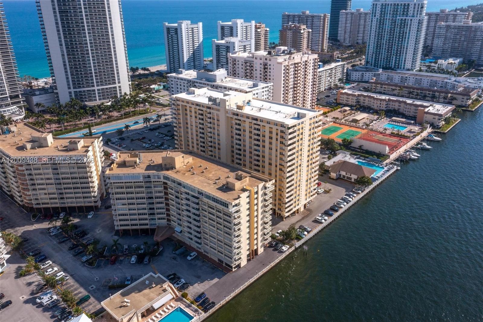 PLAZA TOWERS · #808 in Hallandale Beach - Photo 8