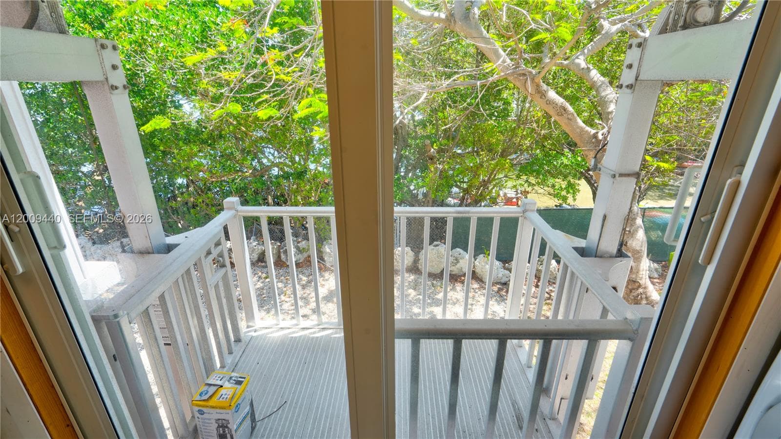 1101 Mastic Street photo 47
