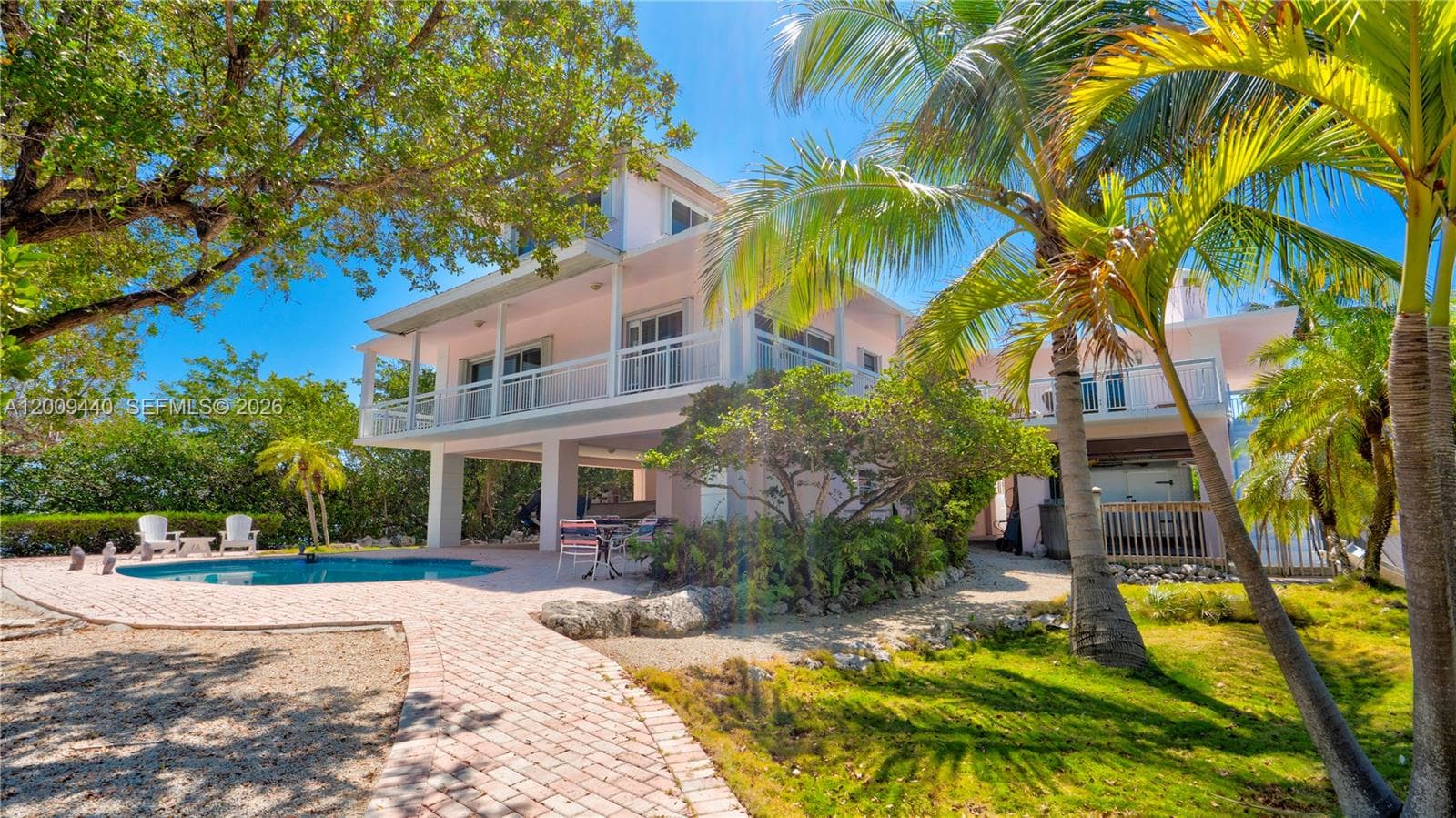1101 Mastic Street photo 34