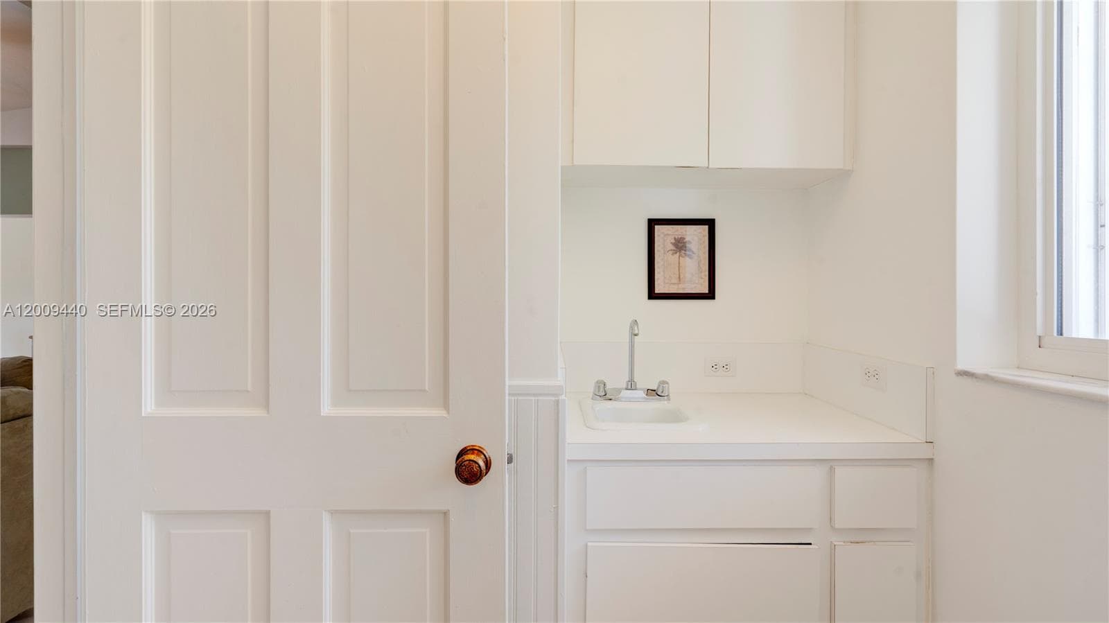 1101 Mastic Street photo 58