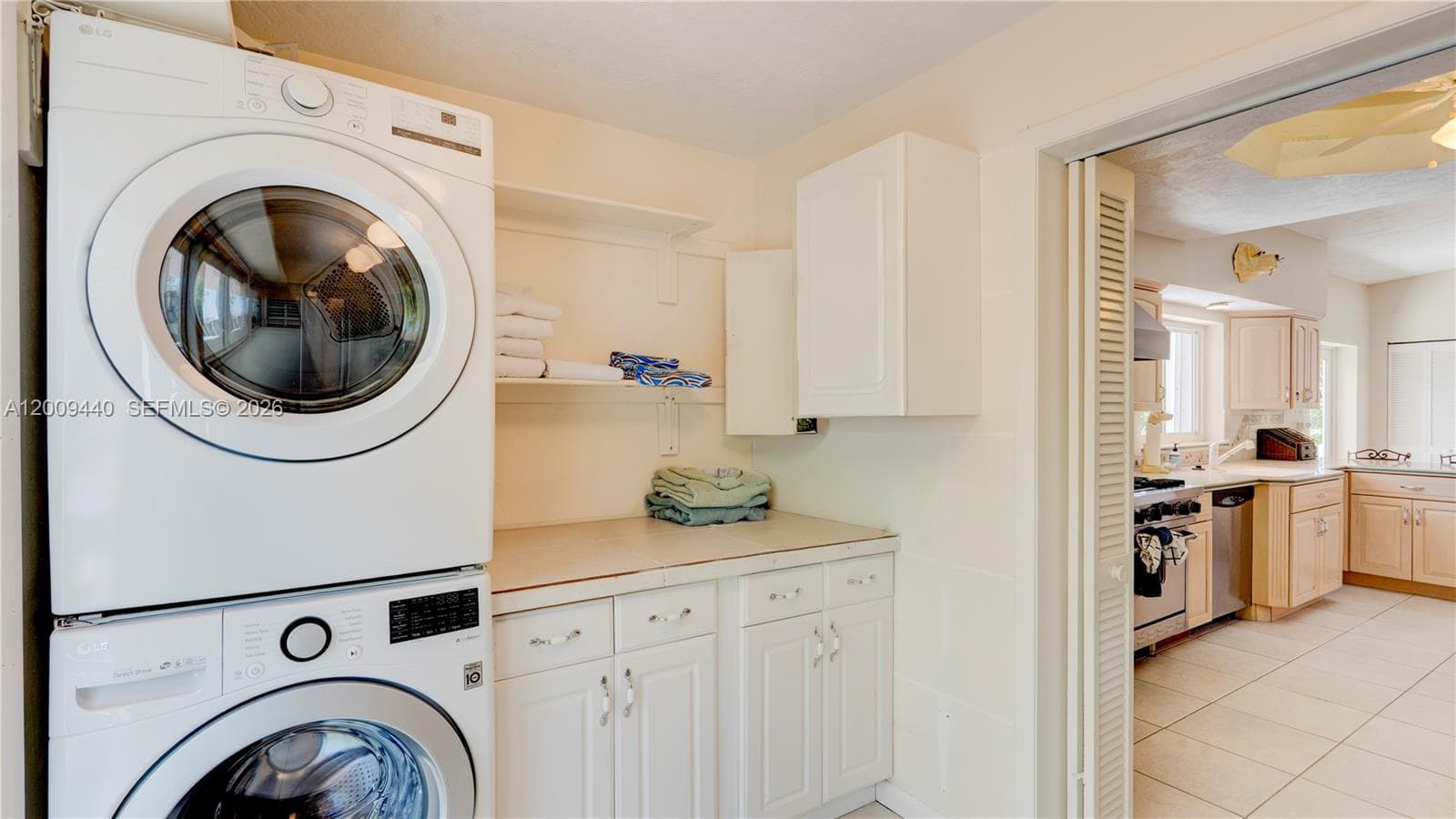 1101 Mastic Street photo 48