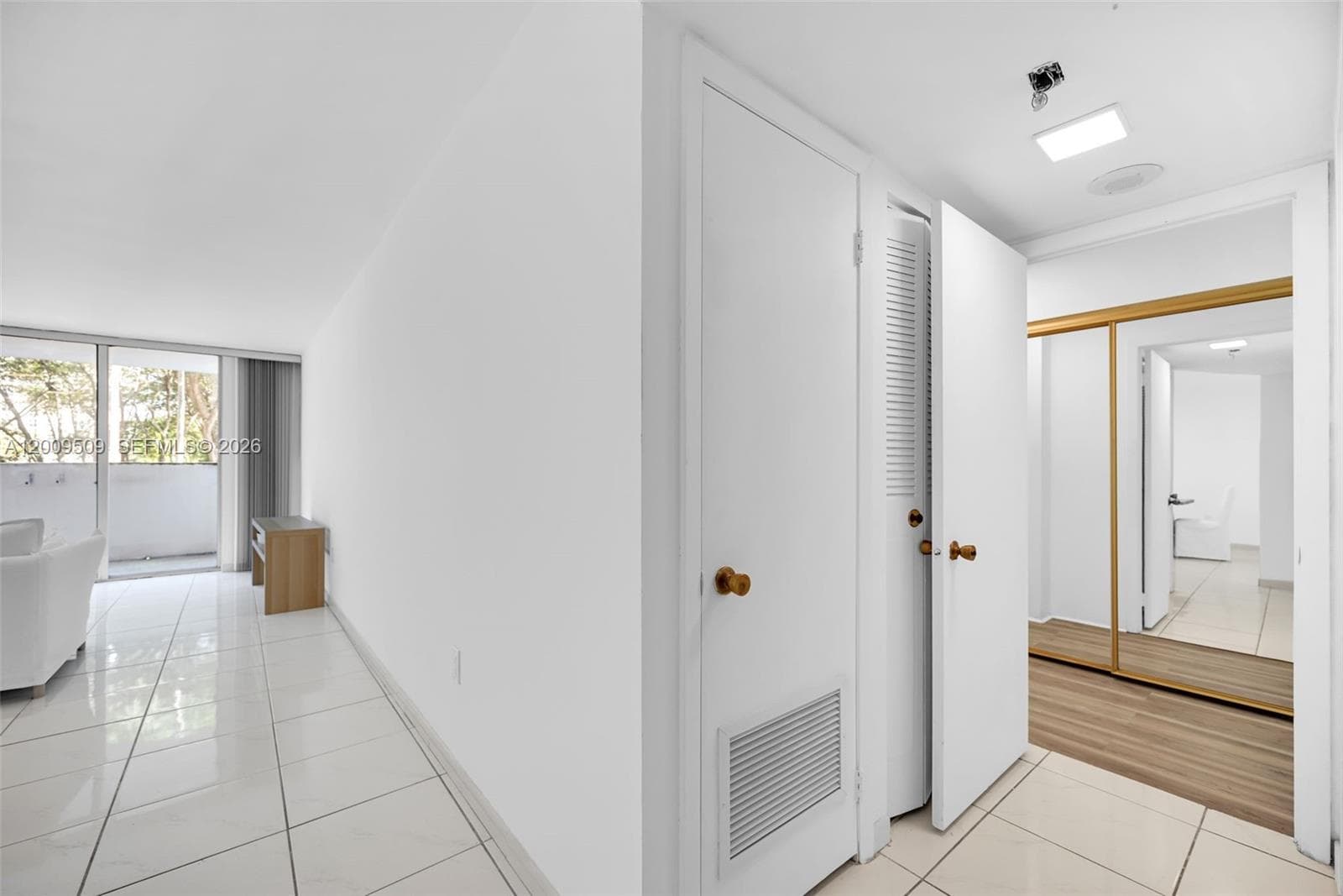 COMMODORE PLAZA CONDO · #115 in Aventura - Photo 13