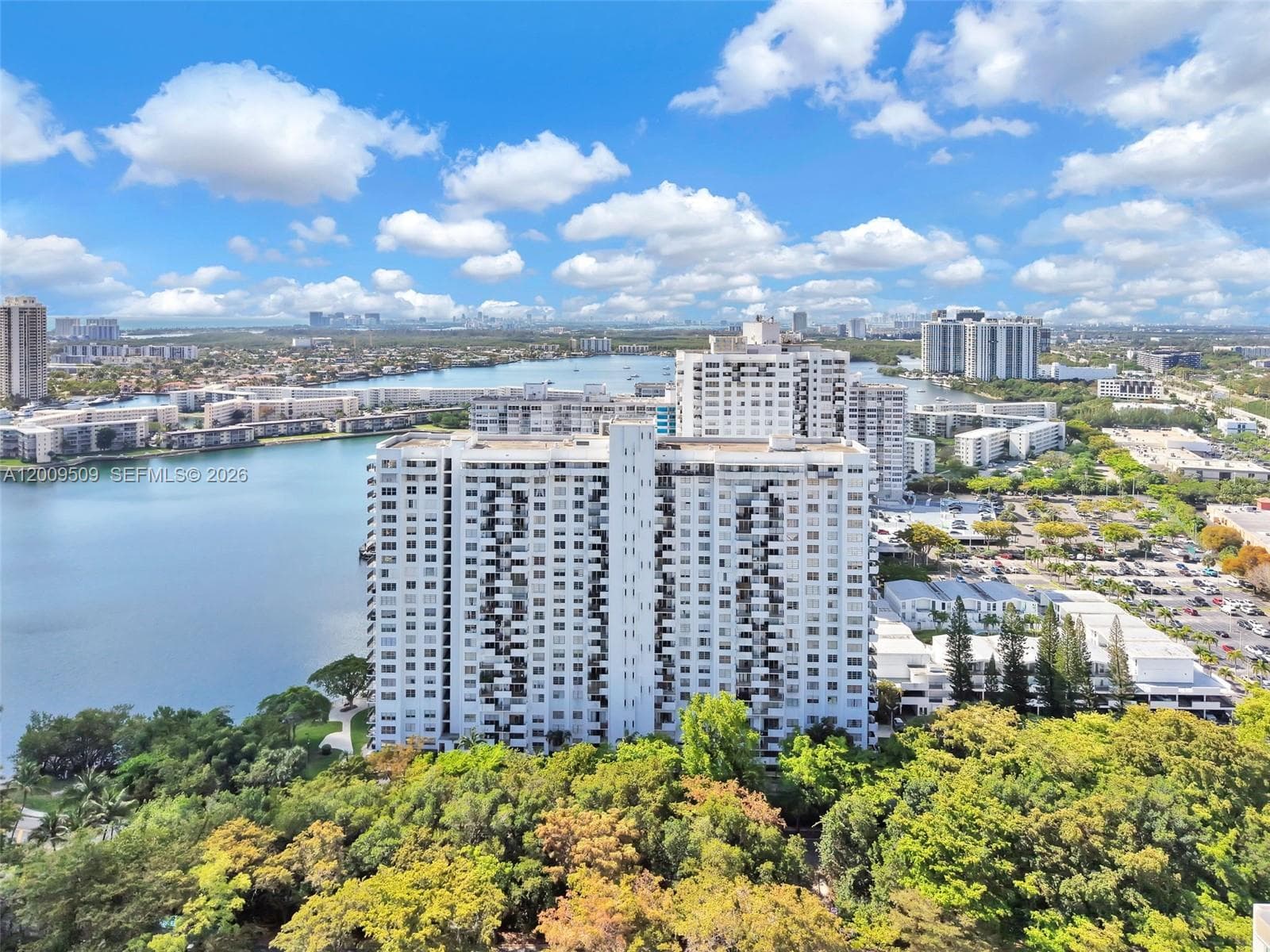COMMODORE PLAZA CONDO · #115 in Aventura - Photo 44