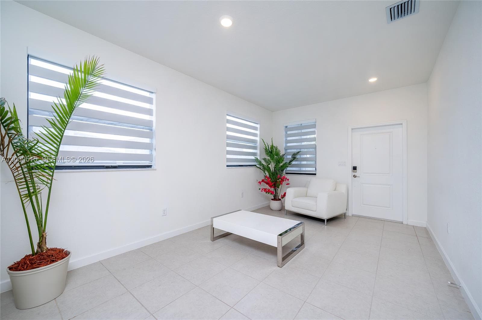 13311 SW 233rd Ter photo 3