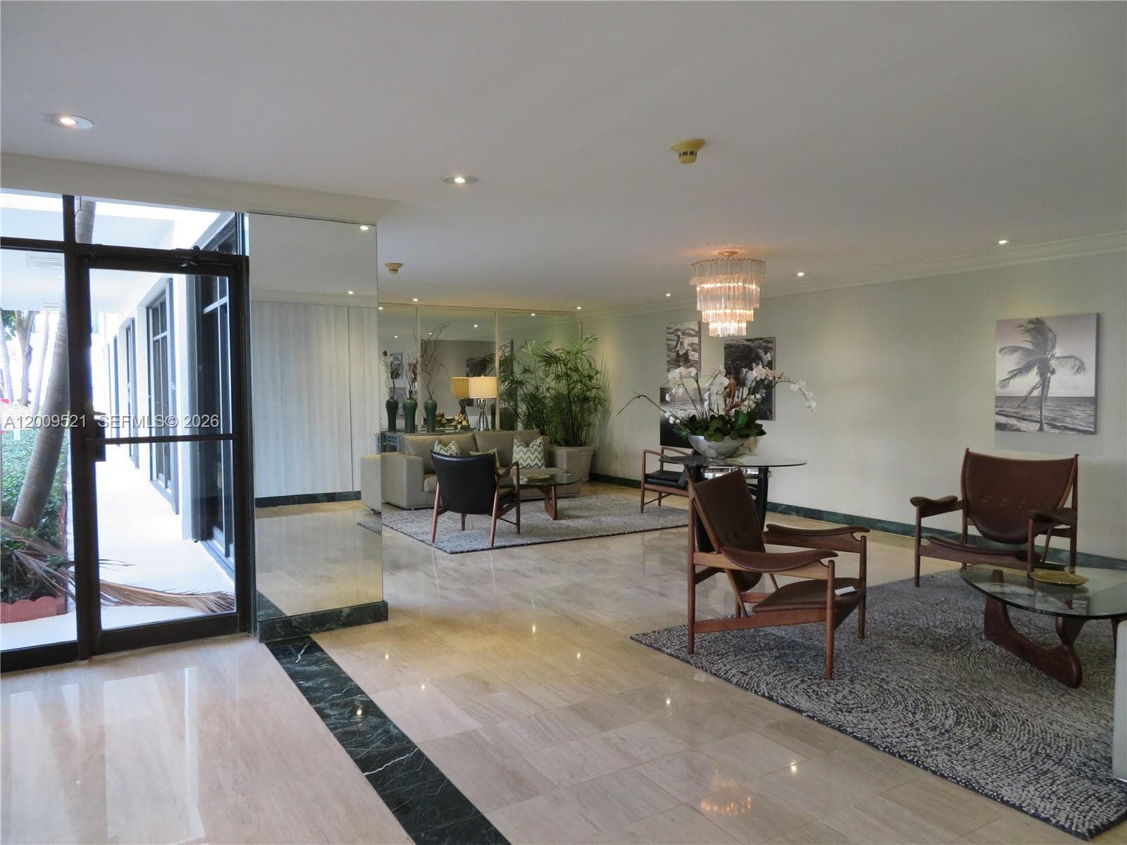 BRICKELL BAY TOWER CONDO · #1002 in Miami - Photo 16