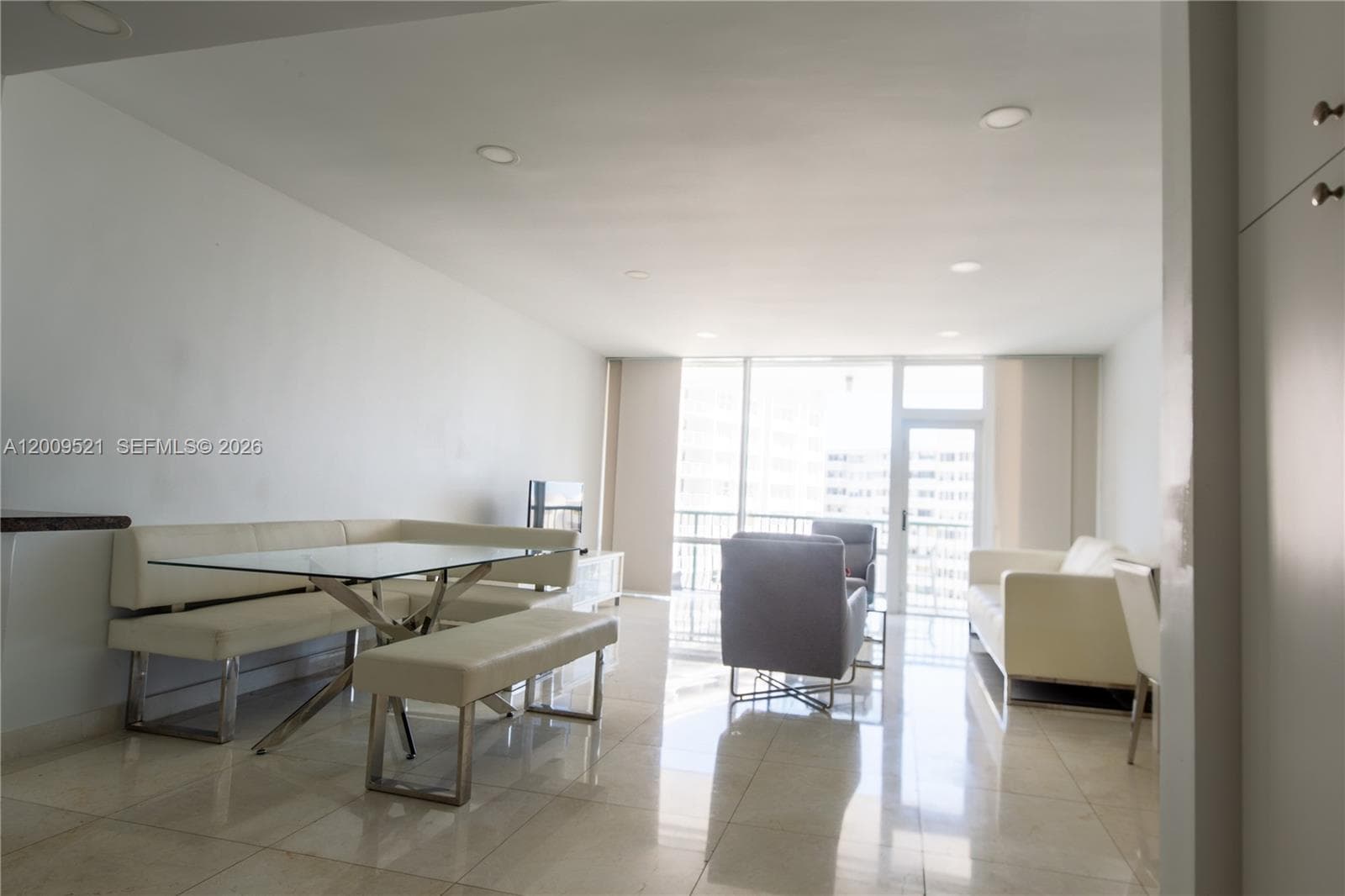 BRICKELL BAY TOWER CONDO · #1002 in Miami - Photo 36