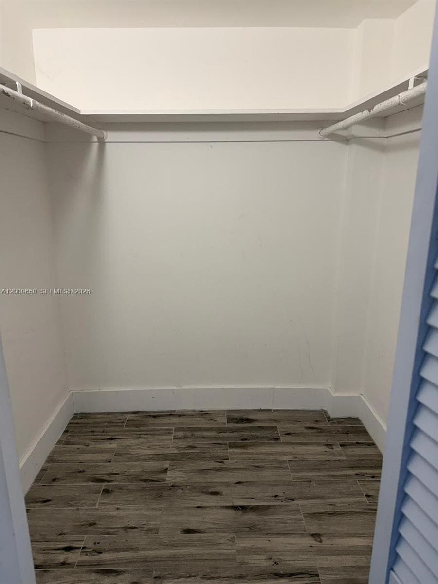 POINT EAST SEC II CONDOMI · #J505 in Aventura - Photo 10