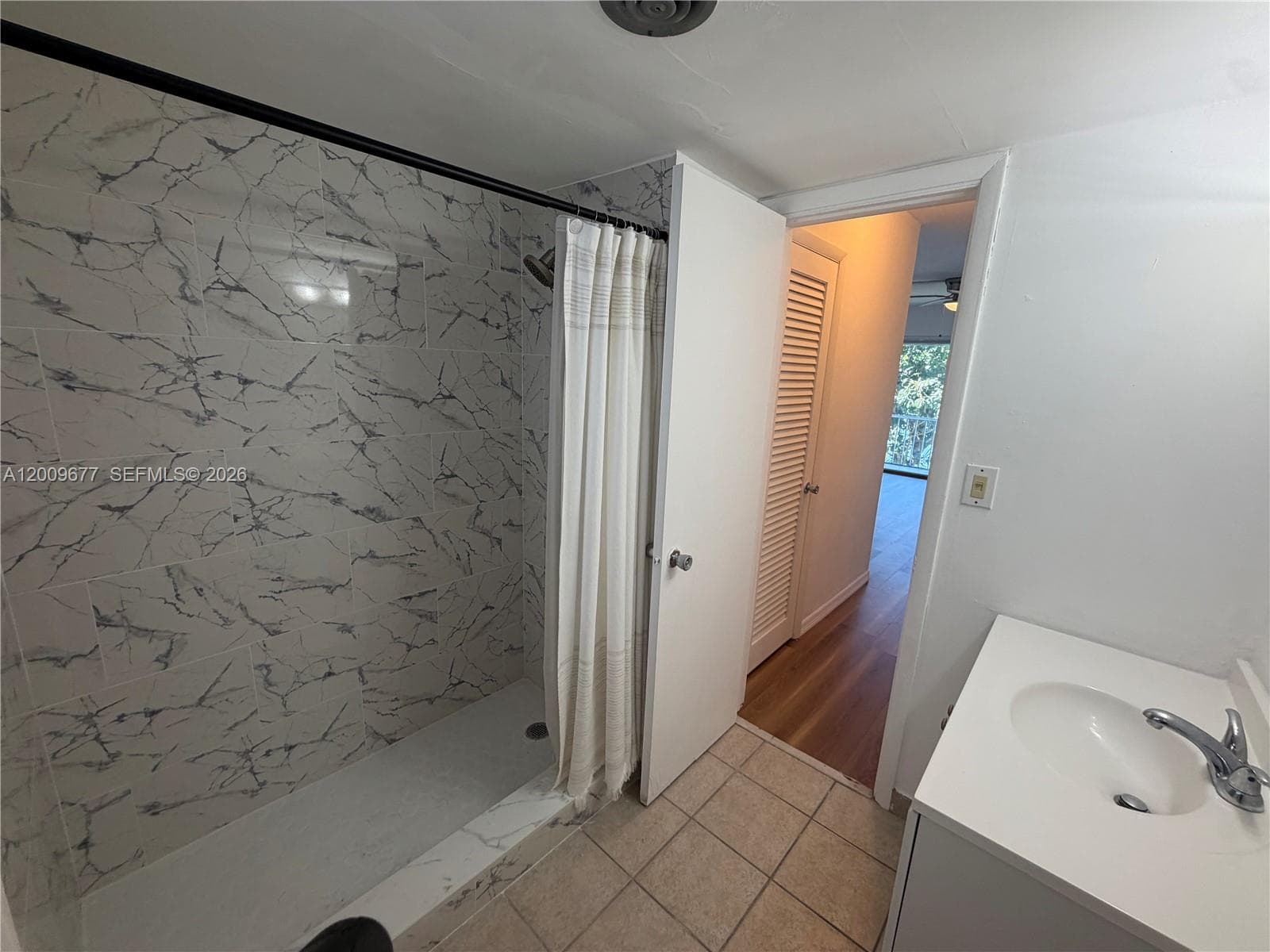 THIRD HORIZONS CONDO · #205 in Miami - Photo 14