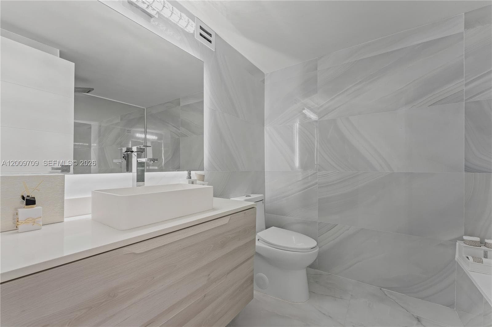 AVANT GARDE · #1206 in Hallandale Beach - Photo 13