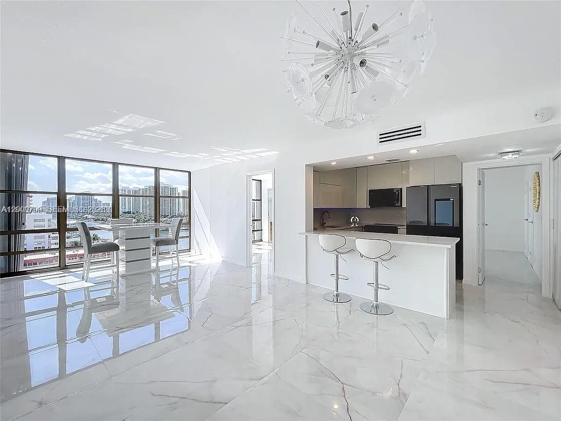 AVANT GARDE · #1206 in Hallandale Beach - Photo 3